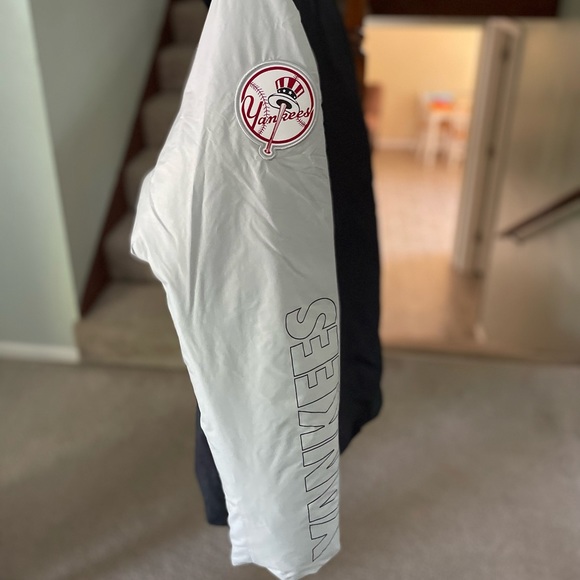 NWT MENS NEW YORK YANKEES DUGOUT WINTER COAT / JACKET - Picture 4 of 4